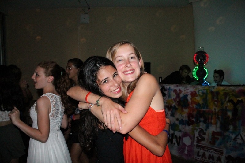 Village Camps International Summer Camp Leysin, Switzerland 2025-08-09 https://www.villagecamps.com/journals_admin/images/701-21-discoprom (38).jpg